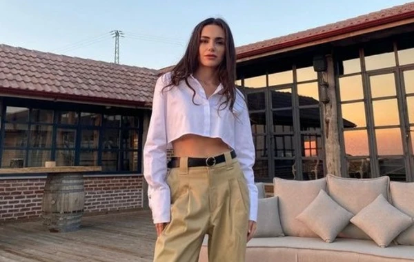 Tanınmış aktrisa reklamdan 9 MİLYON QAZANACAQ - FOTO