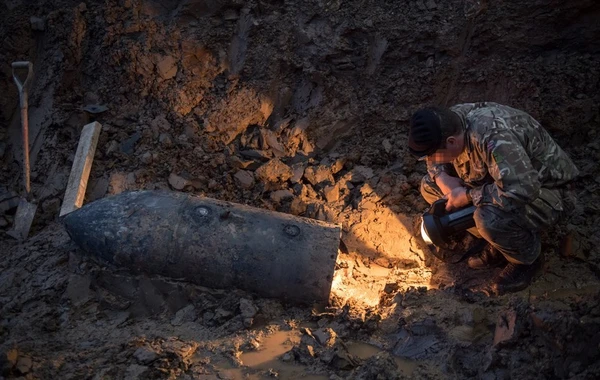İtaliyada İkinci Dünya Müharibəsindən qalma bomba partladılıb