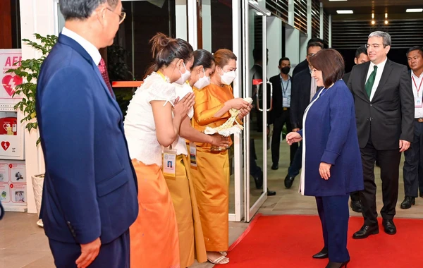 Sahibə Qafarova Kambocaya səfər edib - FOTO