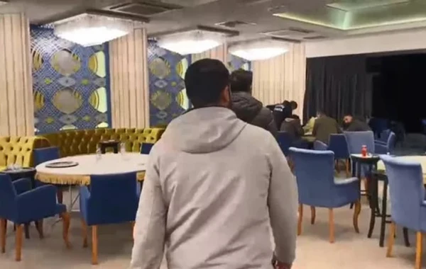 18 il əvvəl "Kurtlar vadisi"nin çəkildiyi QURMARXANAYA BASQIN EDİLDİ - FOTO