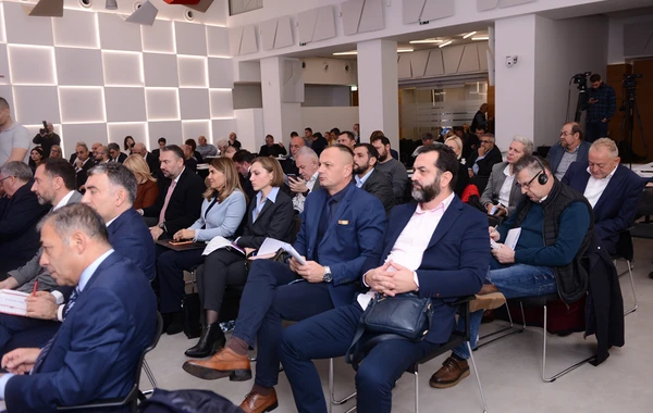 Belqradda Serbiya-Azərbaycan biznes forumu keçirilib - FOTO