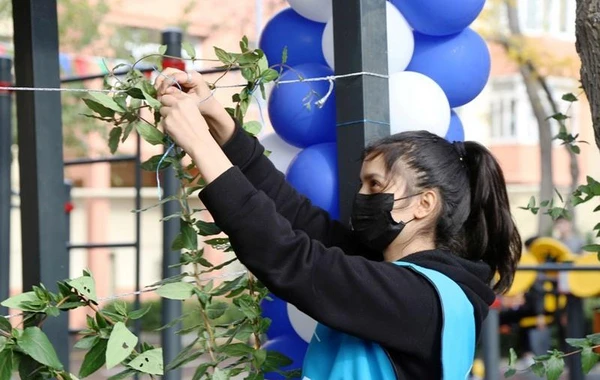 Bakıda daha bir həyət yenilənib - FOTO