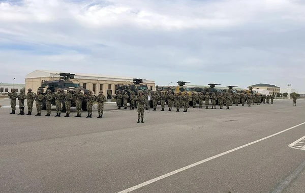 NATO nümayəndələri Azərbaycan Ordusunun döyüş texnikası ilə tanış olublar - FOTO