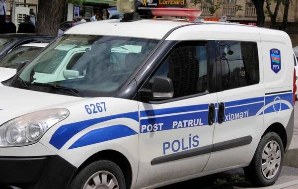 Bakıda kişi və oğlu bıçaqlanaraq qətlə yetirilib, həyat yoldaşı, nəvəsi xəsarət alıb - YENİLƏNİB