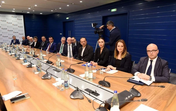 Neft sənayesi işçilərinə yüksək dövlət təltifləri təqdim olunub - FOTO