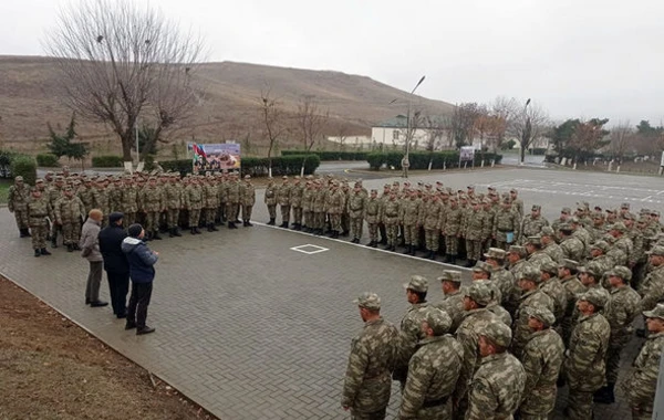 На освобожденных территориях проведены встречи с военнослужащими - ФОТО