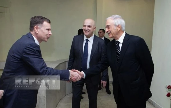 Moskvada Heydər Əliyevin xatirəsi anılıb - FOTO
