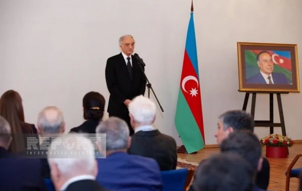 Moskvada Heydər Əliyevin xatirəsi anılıb - FOTO