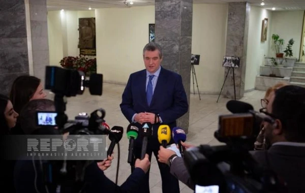 Moskvada Heydər Əliyevin xatirəsi anılıb - FOTO