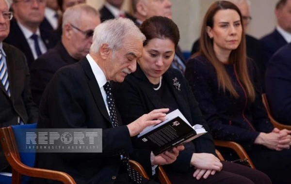 Moskvada Heydər Əliyevin xatirəsi anılıb - FOTO