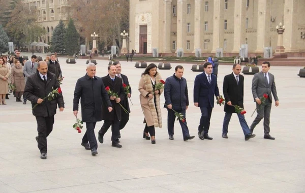 Gəncə, Naftalan, Daşkəsən, Goranboy, Samux və Ağstafada Heydər Əliyevin xatirəsi anılıb - FOTO