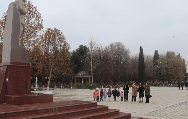 Gəncə, Naftalan, Daşkəsən, Goranboy, Samux və Ağstafada Heydər Əliyevin xatirəsi anılıb - FOTO
