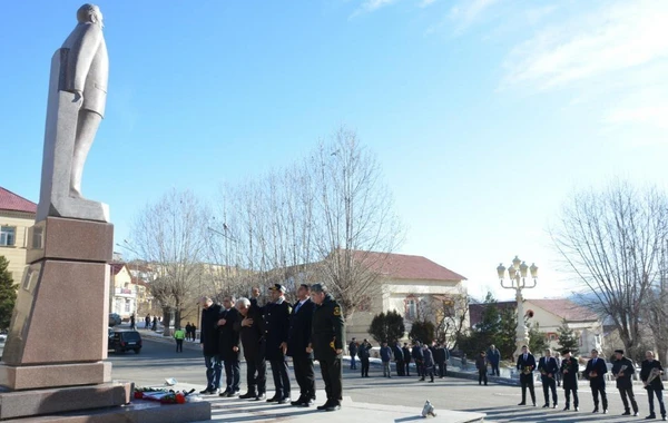 Gəncə, Naftalan, Daşkəsən, Goranboy, Samux və Ağstafada Heydər Əliyevin xatirəsi anılıb - FOTO