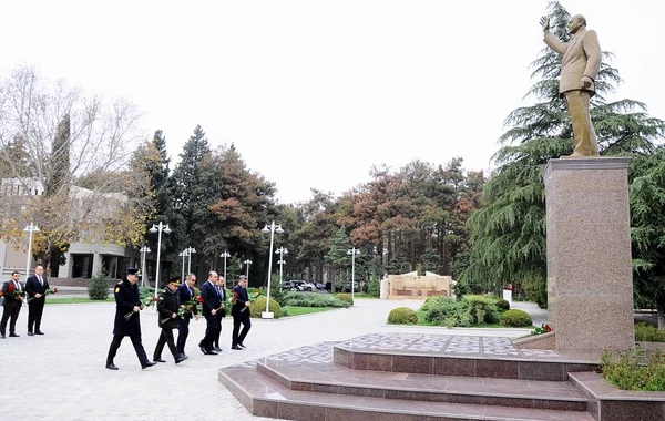 Gəncə, Naftalan, Daşkəsən, Goranboy, Samux və Ağstafada Heydər Əliyevin xatirəsi anılıb - FOTO