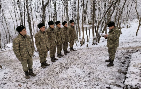 В азербайджанской армии проведен ряд мероприятий по случаю дня памяти общенационального лидера - ФОТО