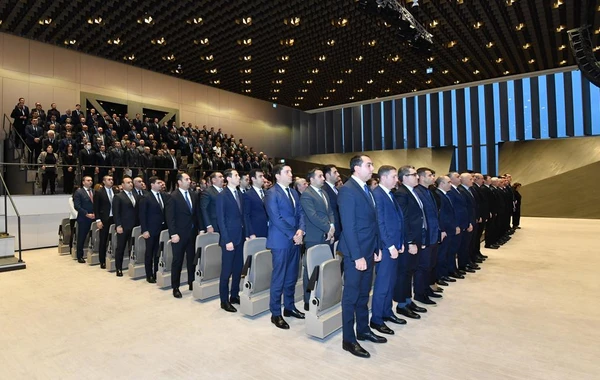 İqtisadiyyat Nazirliyində Heydər Əliyevin anım günü ilə bağlı tədbirlər keçirilib - FOTO