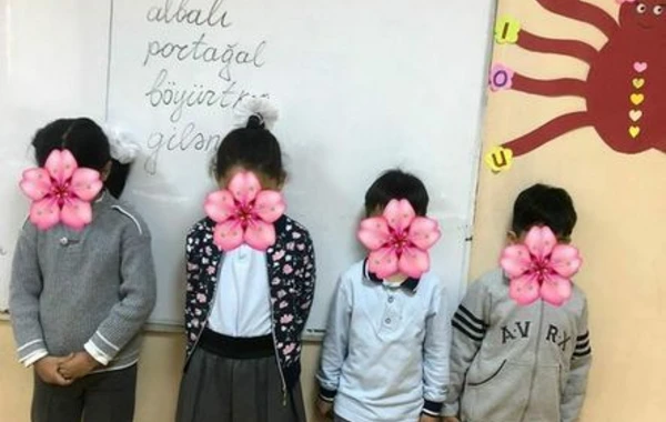 Şagirdlərlə kobud davrandığı iddia edilən müəllim töhmət aldı - FOTO