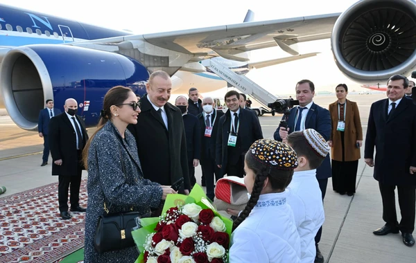Prezident İlham Əliyev Türkmənistana işgüzar səfərə gedib - FOTO