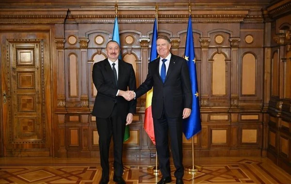 Состоялась встреча президентов Азербайджана и Румынии - ФОТО