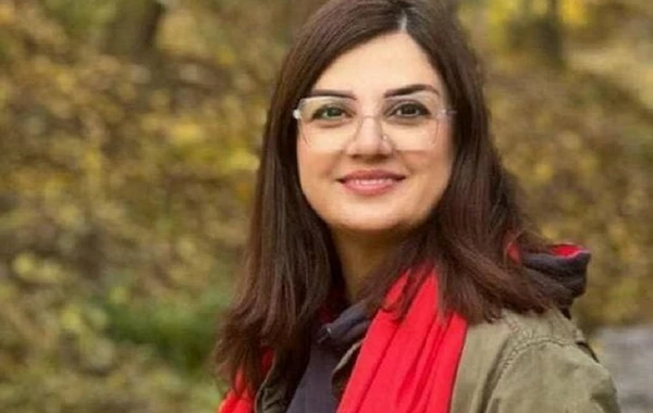Təbrizdə daha bir qadın fəal həbs edildi - FOTO
