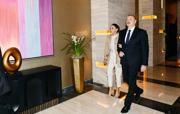 Ильхам Алиев и Мехрибан Алиева приняли участие в открытии отеля The Ritz-Carlton Baku - ОБНОВЛЕНО + ФОТО