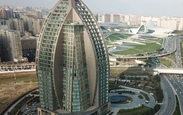 Ильхам Алиев и Мехрибан Алиева приняли участие в открытии отеля The Ritz-Carlton Baku - ОБНОВЛЕНО + ФОТО