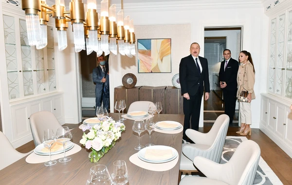Ильхам Алиев и Мехрибан Алиева приняли участие в открытии отеля The Ritz-Carlton Baku - ОБНОВЛЕНО + ФОТО