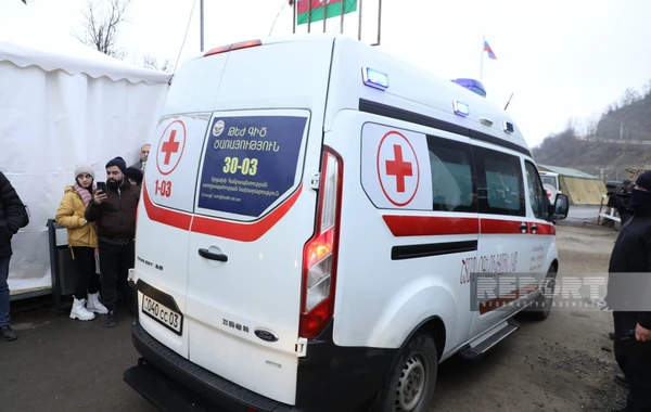 По дороге в Ханкенди беспрепятственно проехали автомобили снабжения миротворцев - ОБНОВЛЕНО + ПРЯМОЙ ЭФИР