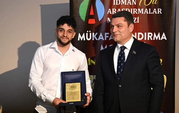 “Qarabağ” klubuna 3 mükafat verildi - FOTO