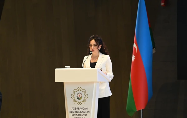 İqtisadiyyat Nazirliyinin təltif olunmuş əməkdaşlarına orden və medallar təqdim edilib - FOTO