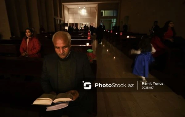 Bakıda yaşayan katoliklər Milad bayramını Müqəddəs Məryəm kilsəsində qeyd edirlər – FOTOREPORTAJ