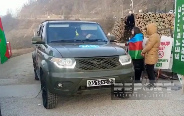 Xankəndidən Laçın istiqamətində sülhməramlıların daha bir avtomobili maneəsiz hərəkət edib