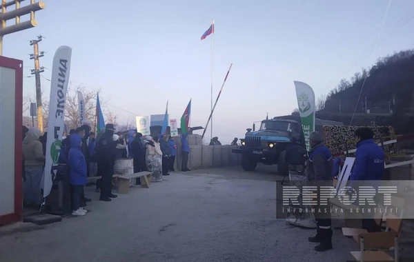 Еще два автомобиля РМК беспрепятственно проехали по дороге Ханкенди -Лачын - ОБНОВЛЕНО + ФОТО