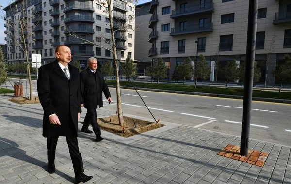 Prezident Bakı Ağ Şəhərdə görülən işlərlə tanış olub - FOTO - YENİLƏNİB