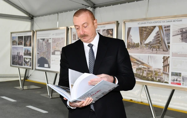 Ильхам Алиев заложил фундамент комплекса "Карабахские скакуны" в Баку - ОБНОВЛЕНО + ФОТО