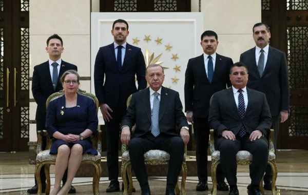 Израильский посол вручила верительные грамоты президенту Турции - ФОТО/ВИДЕО