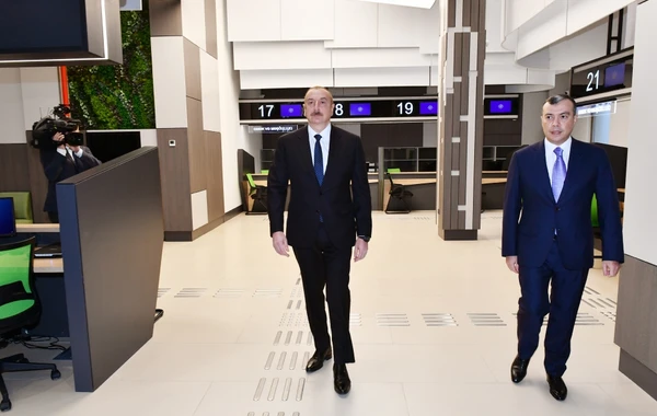 Prezident İlham Əliyev Bakıda 5 saylı DOST Mərkəzinin açılışında iştirak edib - FOTO - YENİLƏNİB