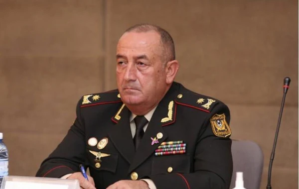 Azərbaycanda generalın həbs müddəti uzadıldı