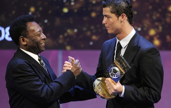 Ronaldodan Pele ilə bağlı TƏSİRLİ PAYLAŞIM - FOTO