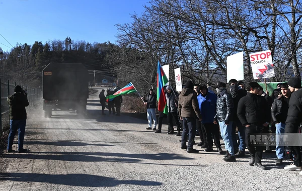 Три автомобиля МККК в очередной раз беспрепятственно проехали по дороге Ханкенди - Лачын - ОБНОВЛЕНО + ФОТО