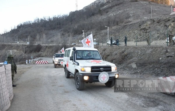 Три автомобиля МККК в очередной раз беспрепятственно проехали по дороге Ханкенди - Лачын - ОБНОВЛЕНО + ФОТО