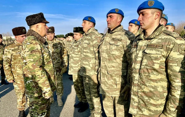 Керим Велиев проверяет боеготовность личного состава на освобожденных территориях - ВИДЕО