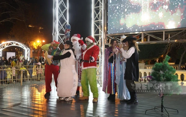 Bakı Yeni ili qarşılamağa hazırdır - FOTO