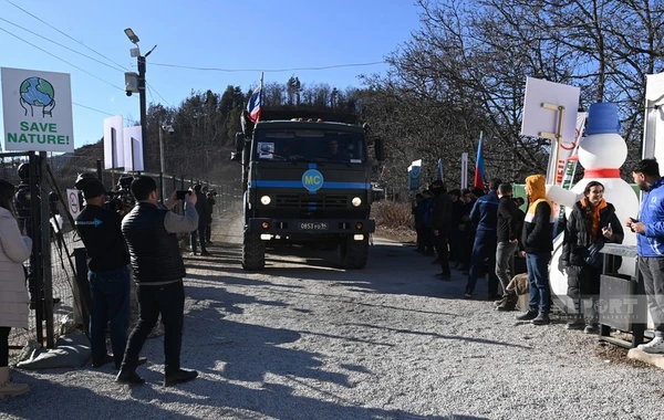 Xankəndi yolunda sülhməramlıların avtomobillərinin maneəsiz hərəkəti təmin olunub - YENİLƏNİB