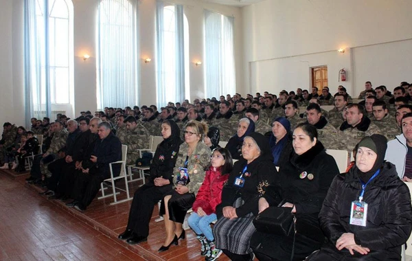Bayramlar münasibətilə Azərbaycan Ordusunda silsilə tədbirlər keçirilib - FOTO/VİDEO