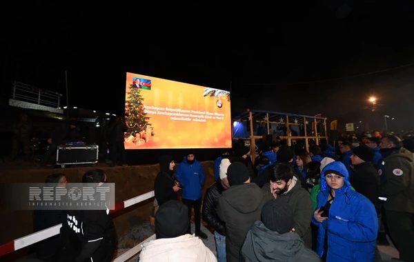 Prezidentin dünya azərbaycanlılarına müraciətini izləmək üçün Xankəndi-Laçın yolunda aksiyaçılara şərait yaradılıb - FOTO/VİDEO