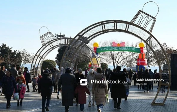 Первый день 2023 года в Баку - ФОТОРЕПОРТАЖ