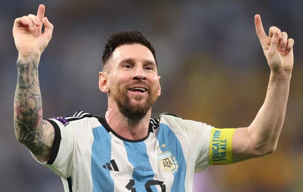 Messi ötən ilin ən yaxşı futbolçusu seçildi