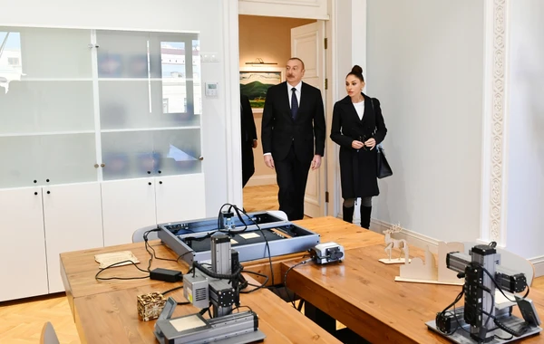 İlham Əliyev və Mehriban Əliyeva Uşaq-Gənclər İnkişaf Mərkəzində yaradılan şəraitlə tanış olublar - FOTO