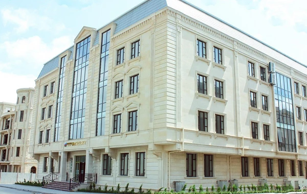 Ondan ödəniş tələb edilməsi ilə bağlı iddia irəli sürən tələbə universitetdən xaric edildi - YENİLƏNİB